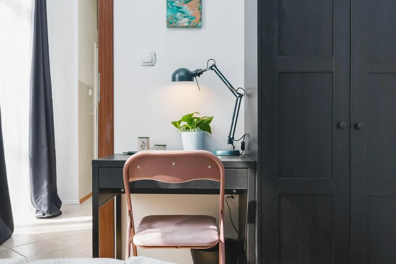 קרקוב 2 Bedroom Apartment Next To The Main Railway Station - By Upstairs 0*,  פולין