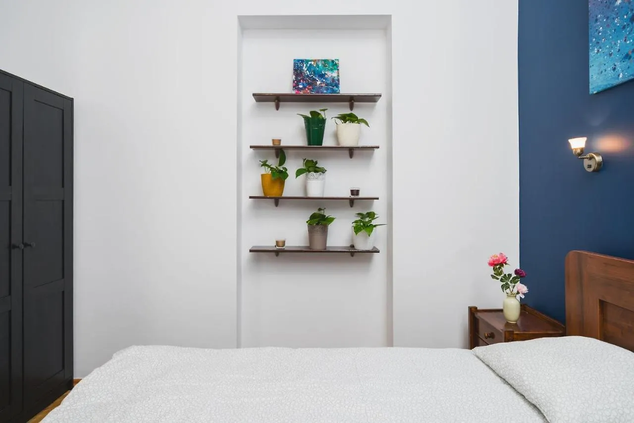 קרקוב 2 Bedroom Apartment Next To The Main Railway Station - By Upstairs פולין